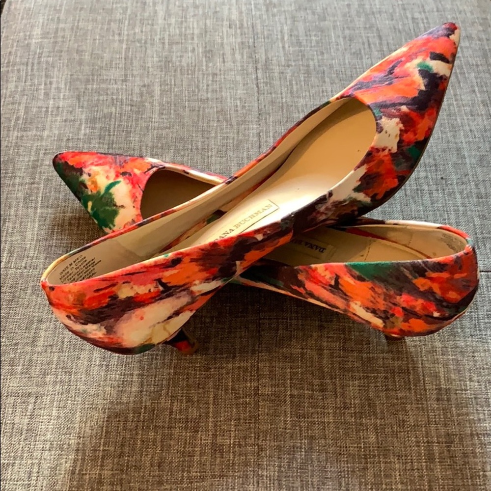 Floral Print Kitten Heels!